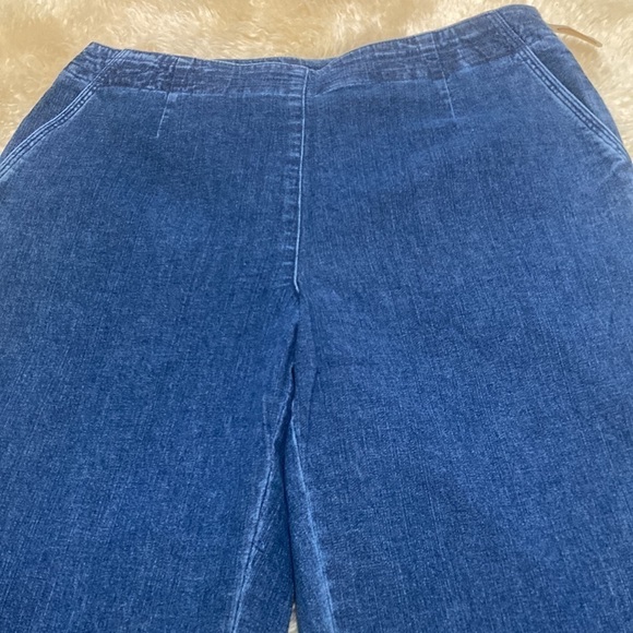 Talbots jeans size 8 - Picture 2 of 11